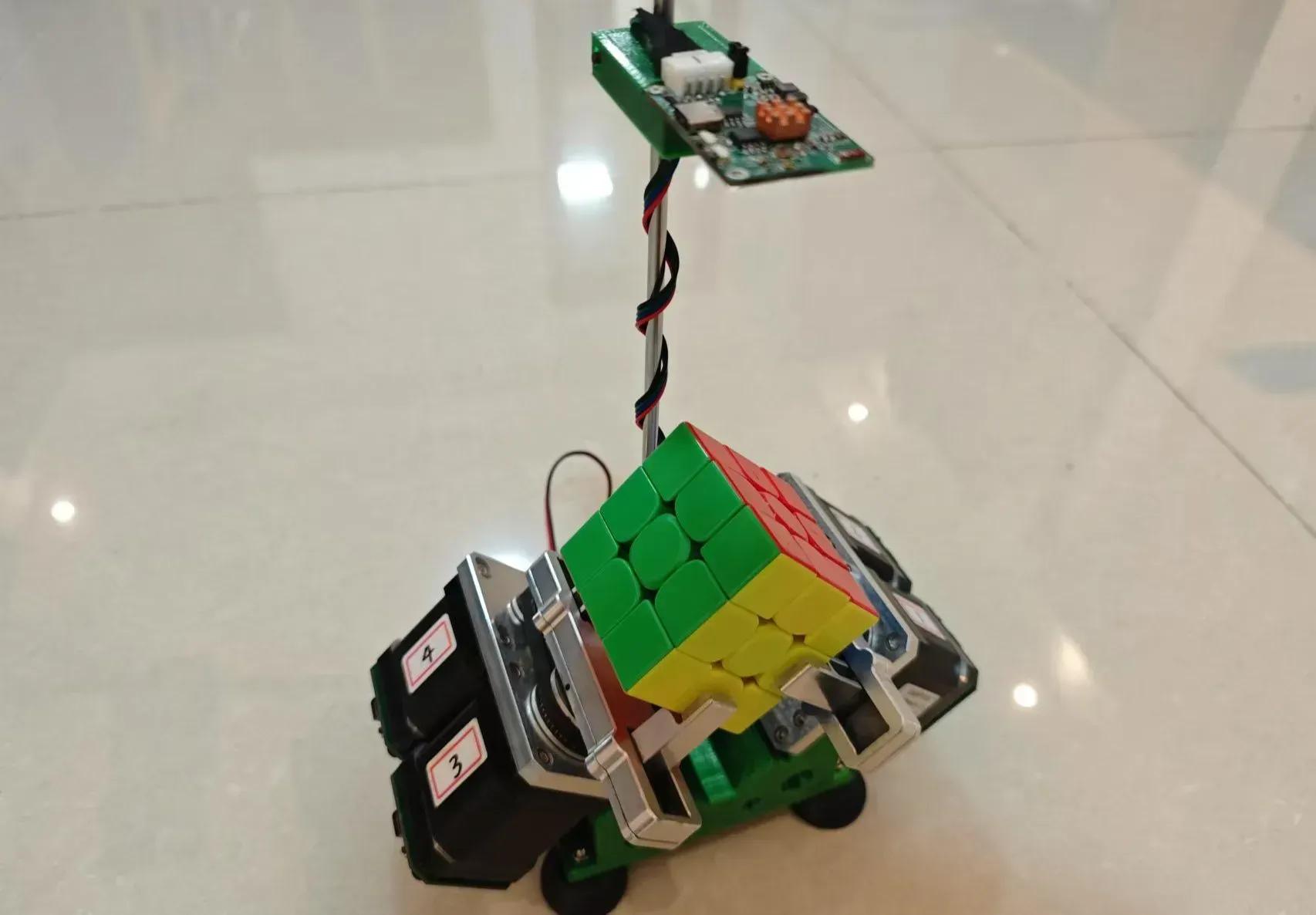 Open source Rubik's Cube Robot for Teaching and Research