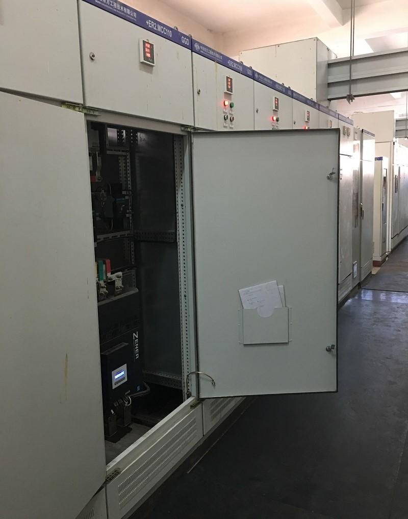 恭喜本公司在中国某大型钢铁厂2014年搬迁项目在用的80多套变频器/软启动器稳定运行10周年